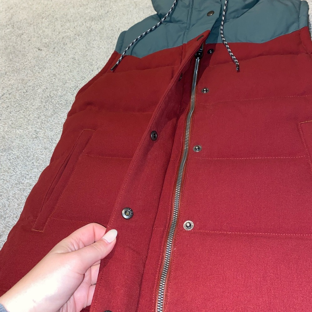 Patagonia Bivy Hooded Vest - Picture 4 of 8